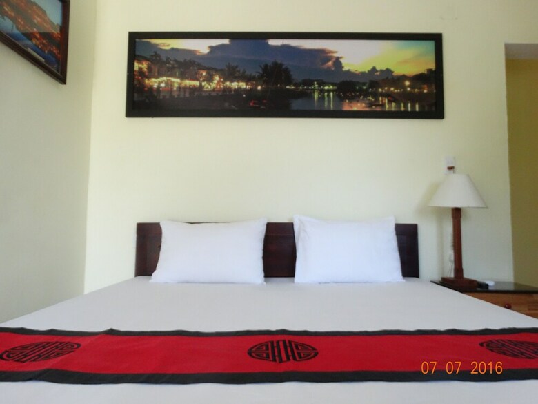 Hotel Yellow House Homestay