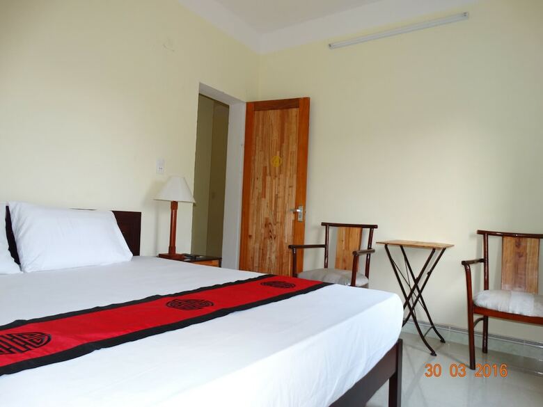 Hotel Yellow House Homestay