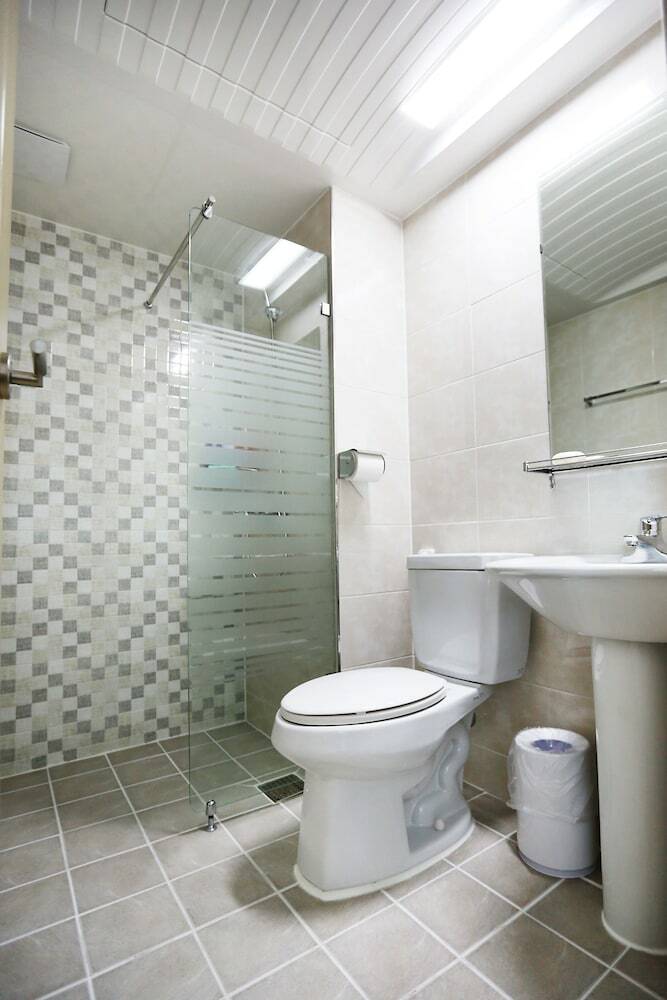 Acroview Hotel