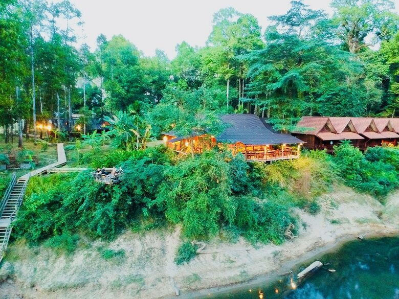 Hotel Springriver Resort