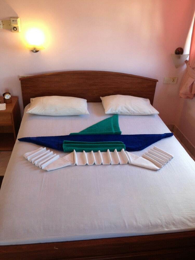Hotel Red Rose