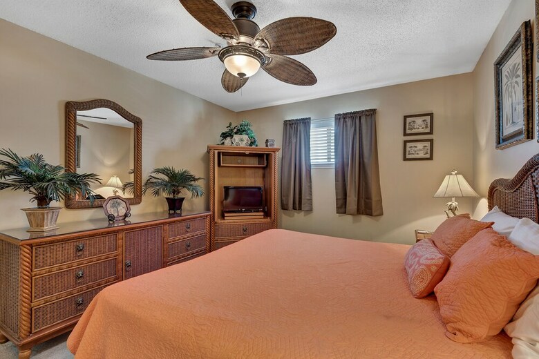 Apartamento Crystal Sands Condominiums