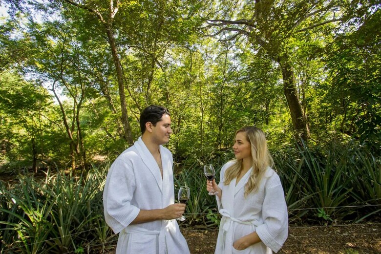 Papagayo Golden Palms Beachfront Hotel