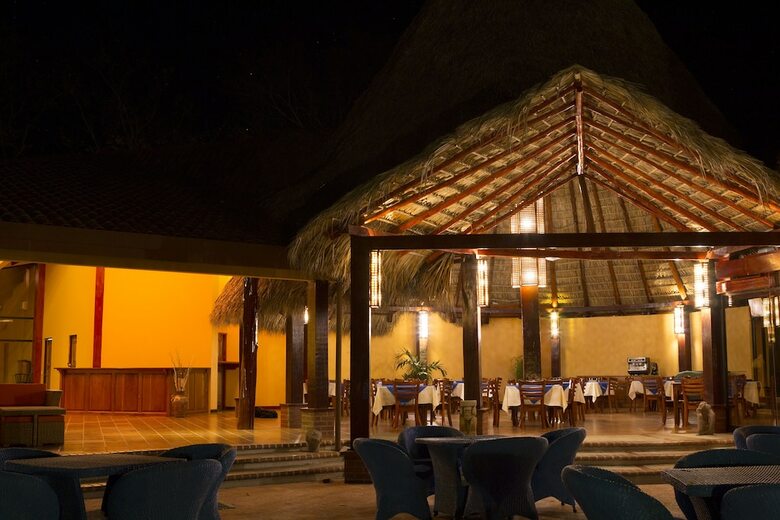 Papagayo Golden Palms Beachfront Hotel