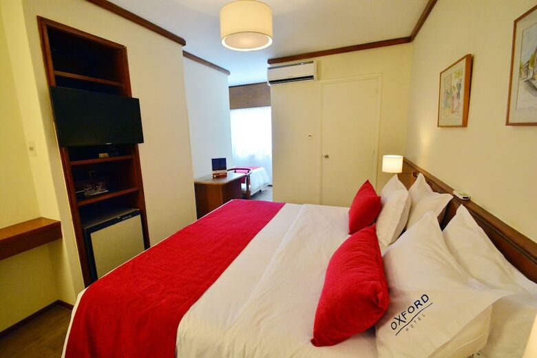 Oxford Hotel