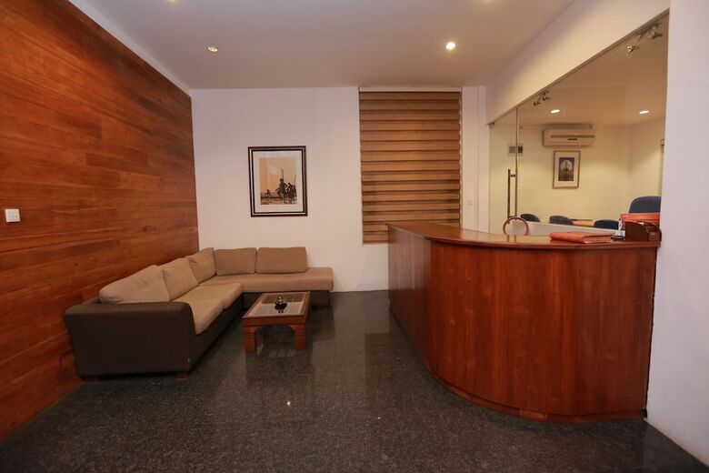 Refresh Hotel