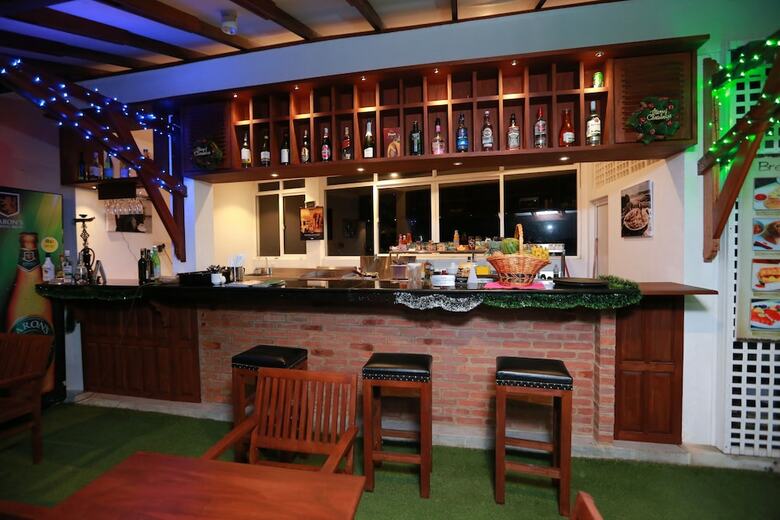 Refresh Hotel