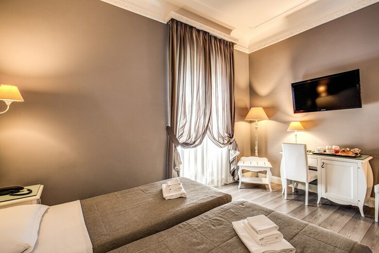 Hotel Suite Castrense