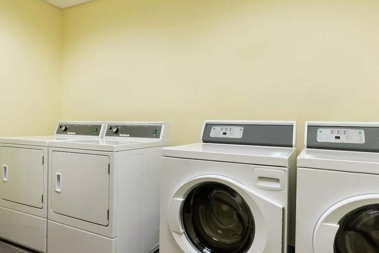 Hotel Home2 Suites By Hilton Alexandria
