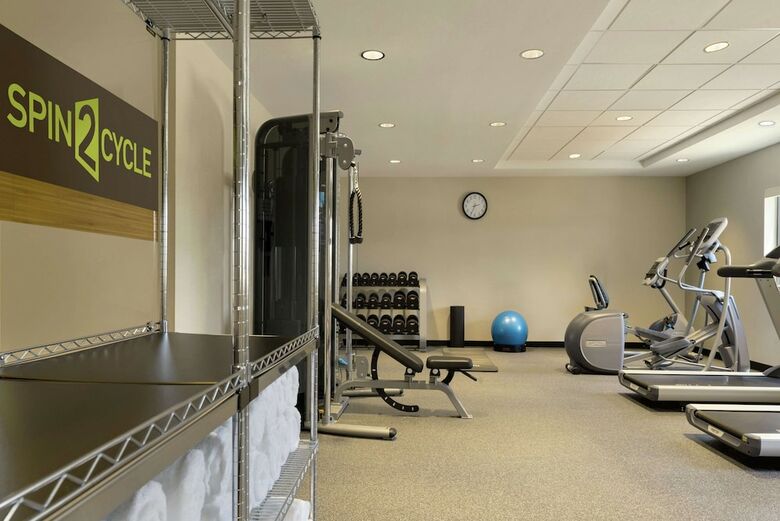 Hotel Home2 Suites By Hilton Alexandria