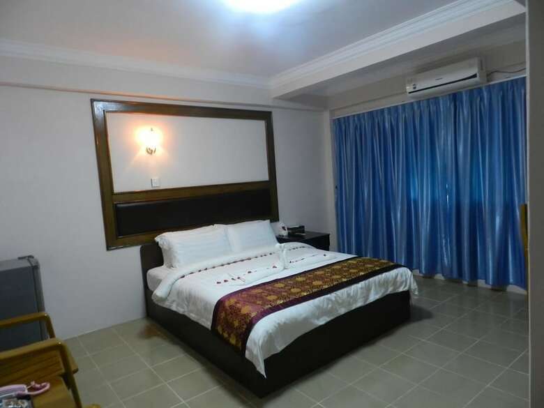 Real Link Hotel