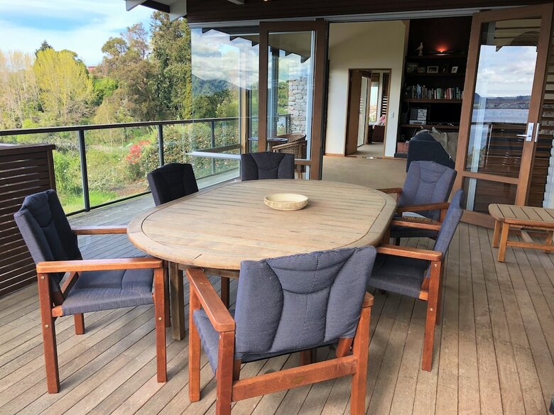 Acacia Haven