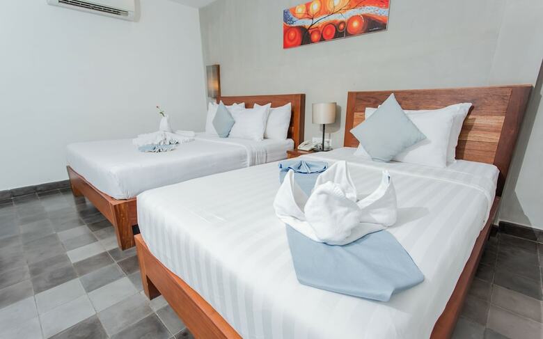 Home Chic Hotel