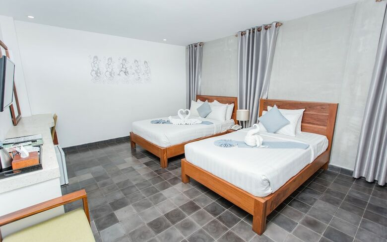 Home Chic Hotel