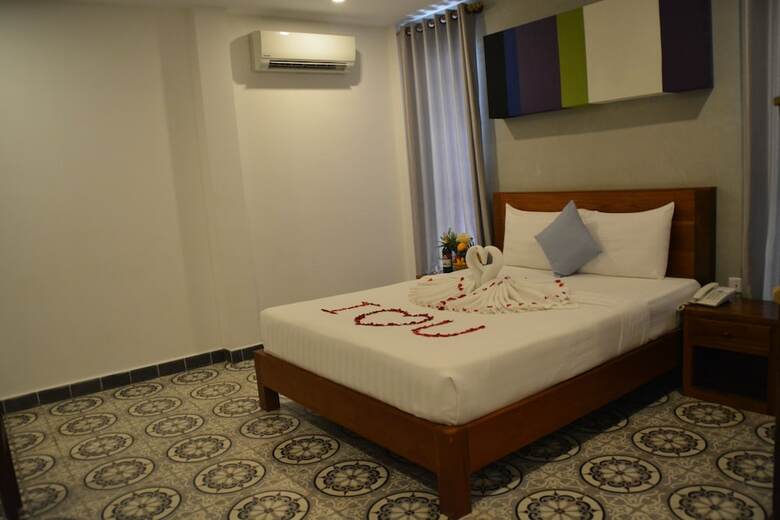 Home Chic Hotel