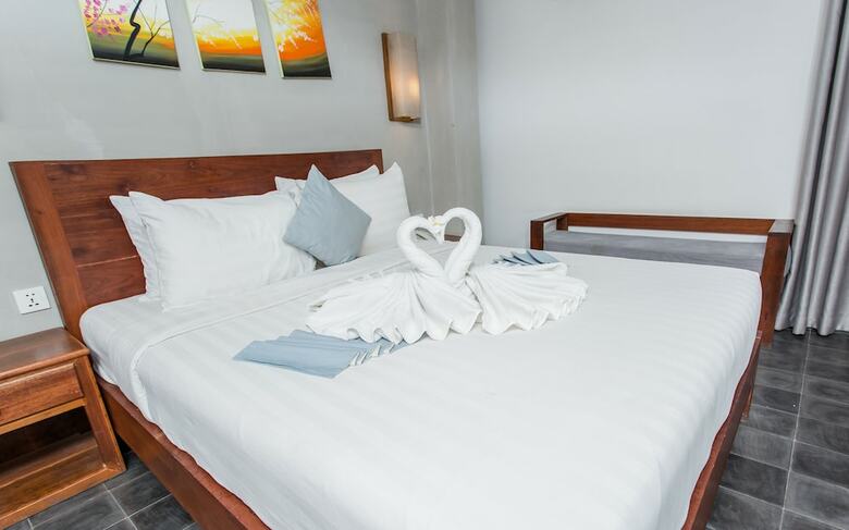 Home Chic Hotel