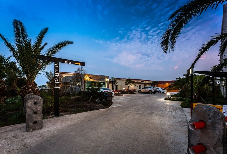 Pension Jeju Turning Point