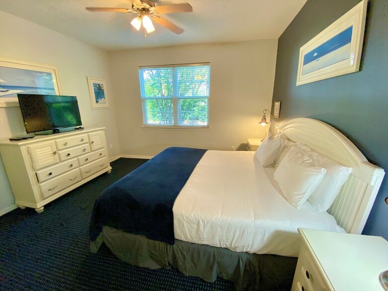 Runaway Beach Club Resort