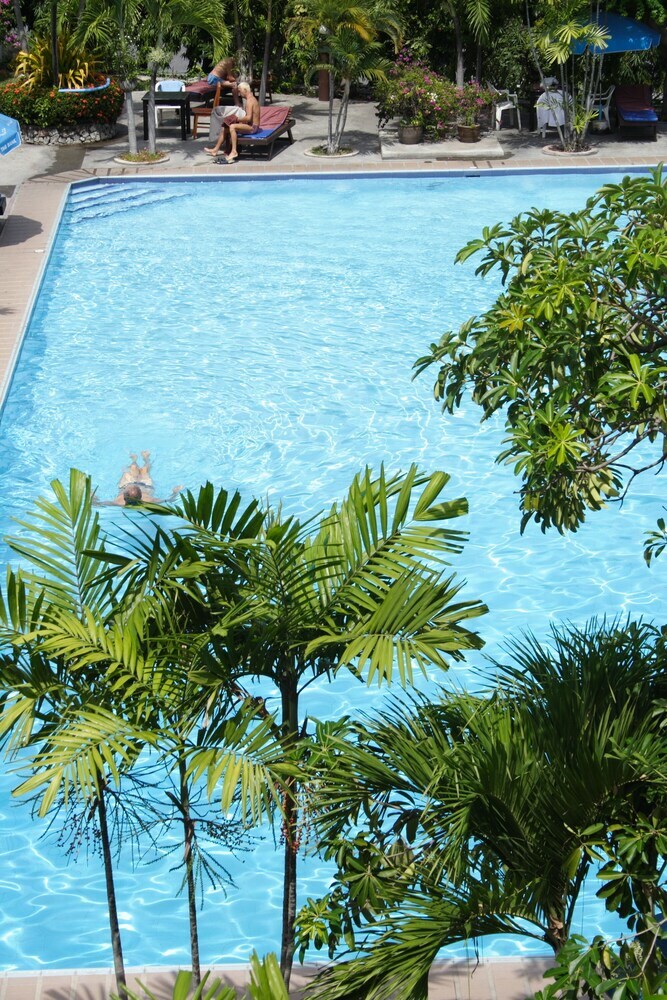 Palm Garden Hotel