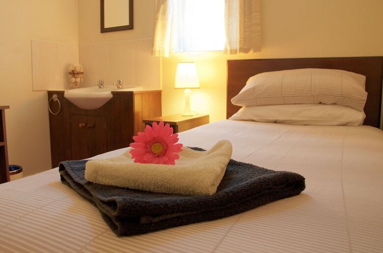 Hotel Landguard House B&B