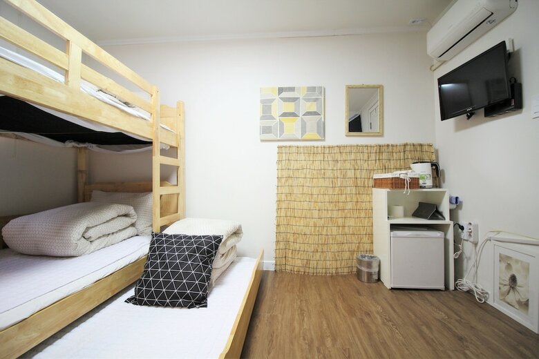 Hotel Njoy Guesthouse