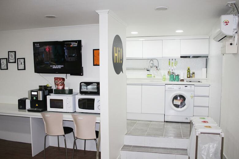 Hotel Njoy Guesthouse