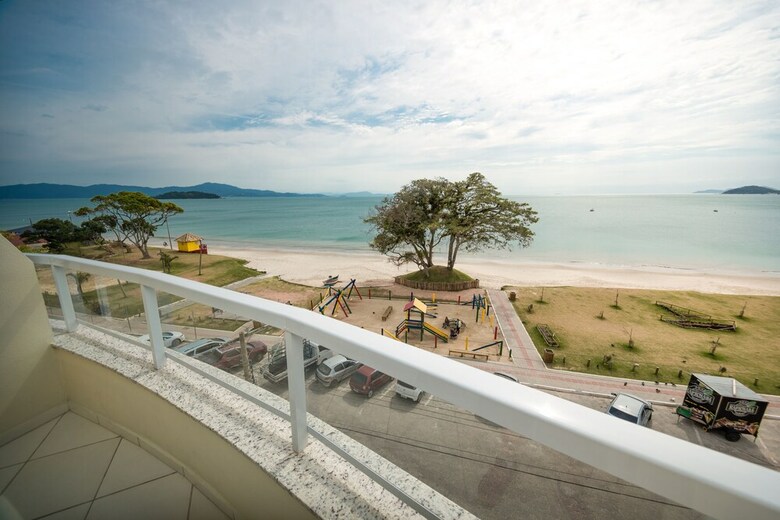 Apart Hotel Roberto Monteiro