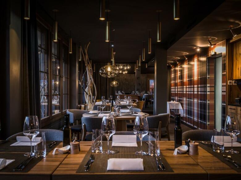 Hotel Huus Gstaad