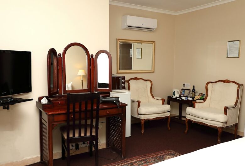 Hotel Kingston Place Guest House