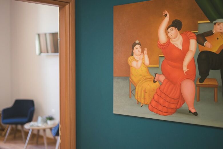 Hotel Bluebell Luxury Suites