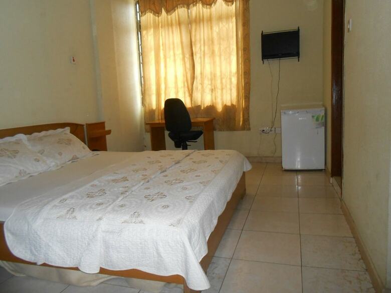 Nicolizy Hotel