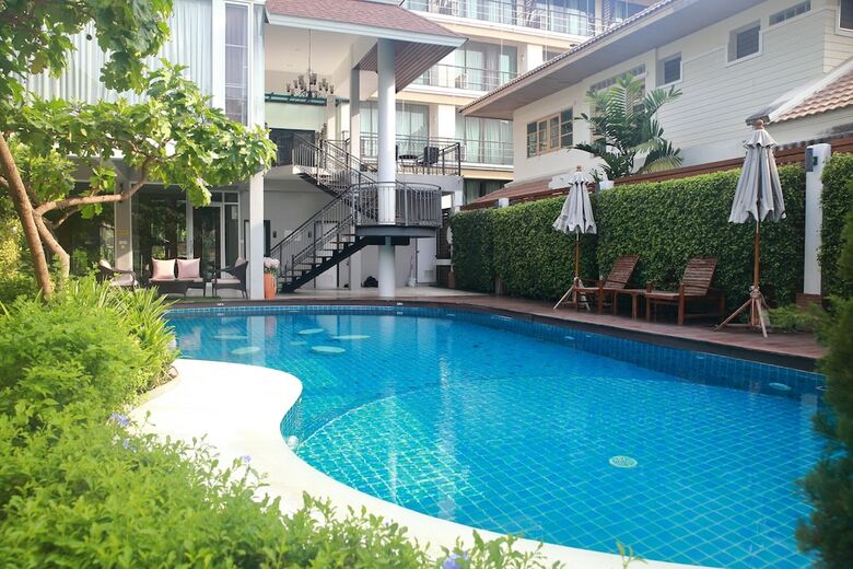 Hotel Murraya Residence