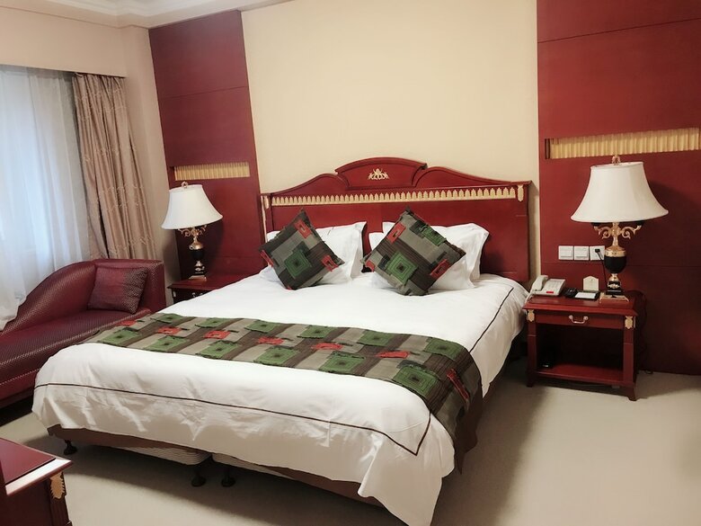 Hangzhou Xinqiao Hotel