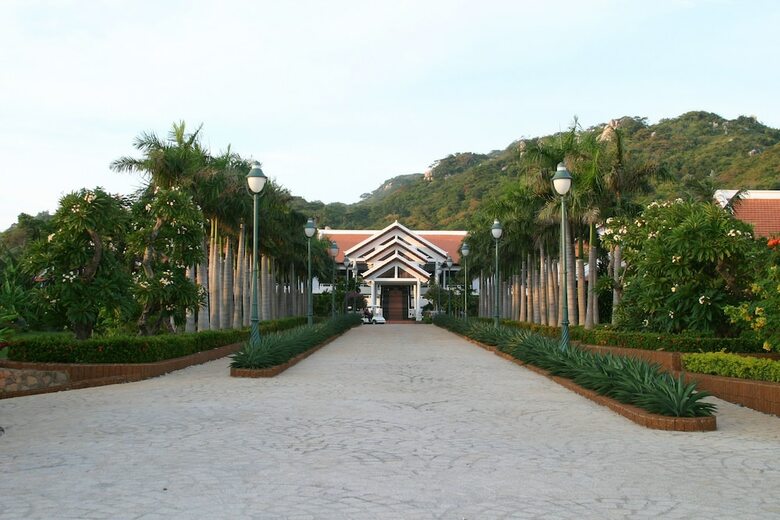 Hotel Long Hai Beach Resort