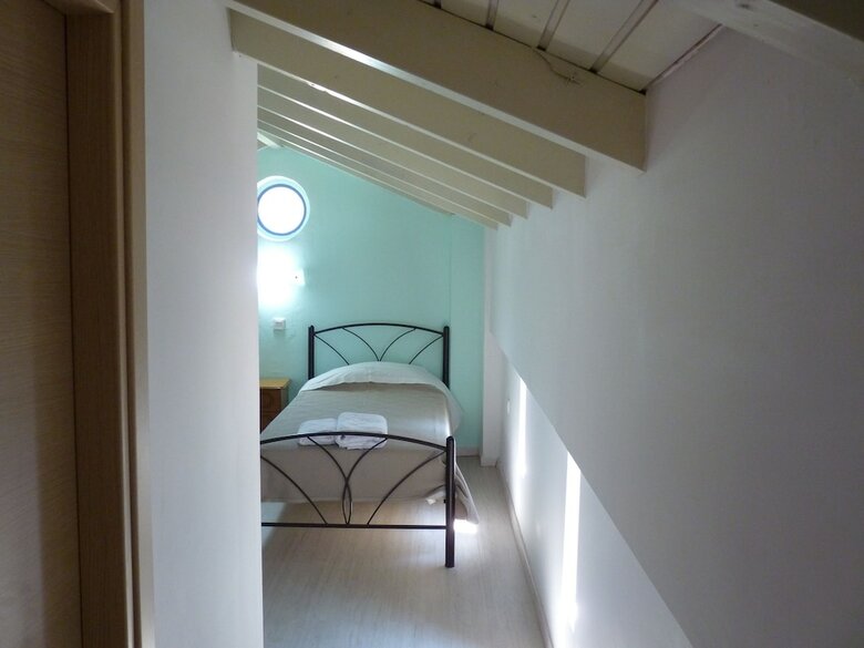 Hotel Ilianthos Apartments & Studios