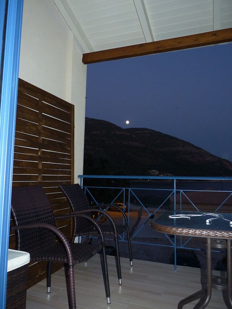 Hotel Ilianthos Apartments & Studios