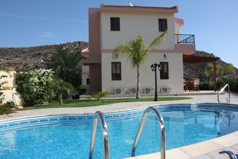 Vineland Bay Villas