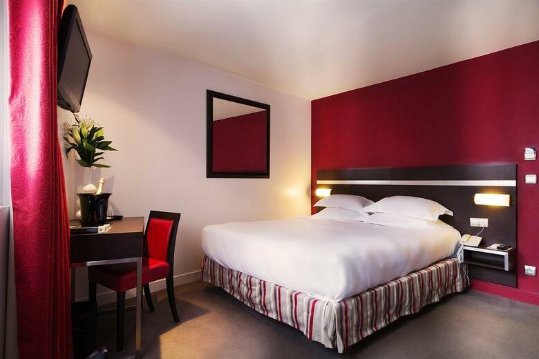 Hotel Arc De Triomphe