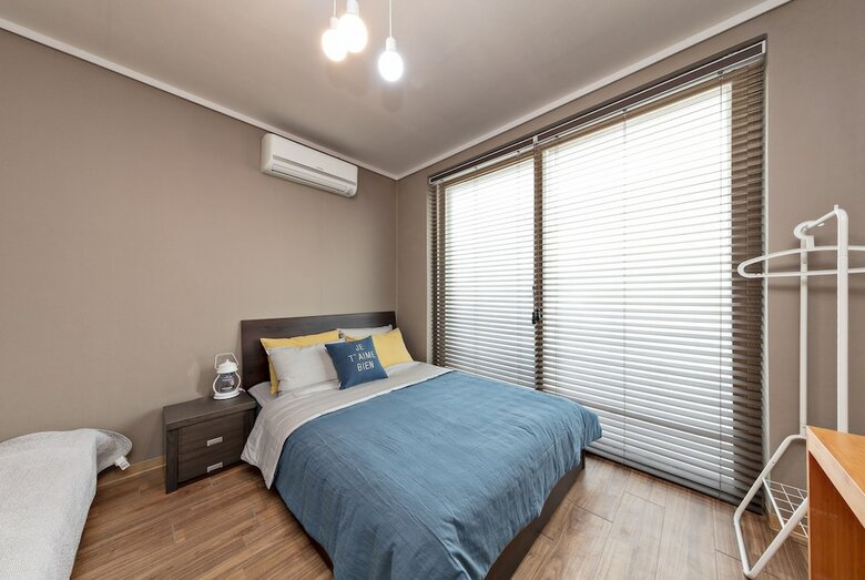 Hostal Cozzzy Guest House - Hostel