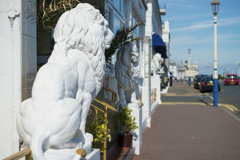 The Albany Lions Hotel