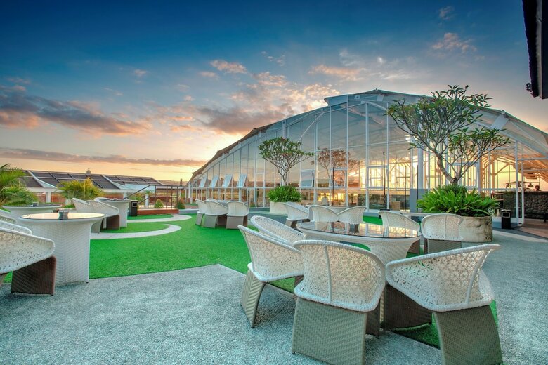 Hotel Infinity8 Bali