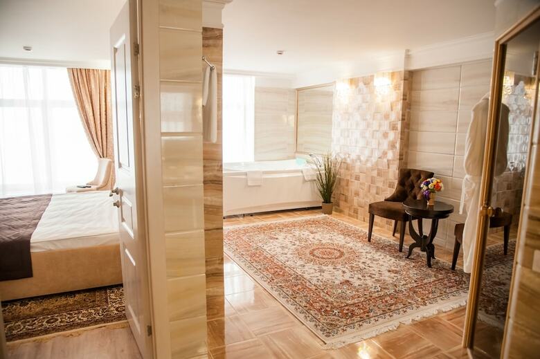 Business Hotel Kontinent