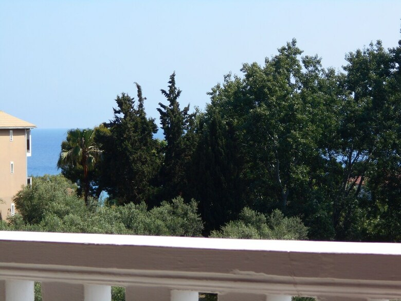 Arazzo Holiday Apartments