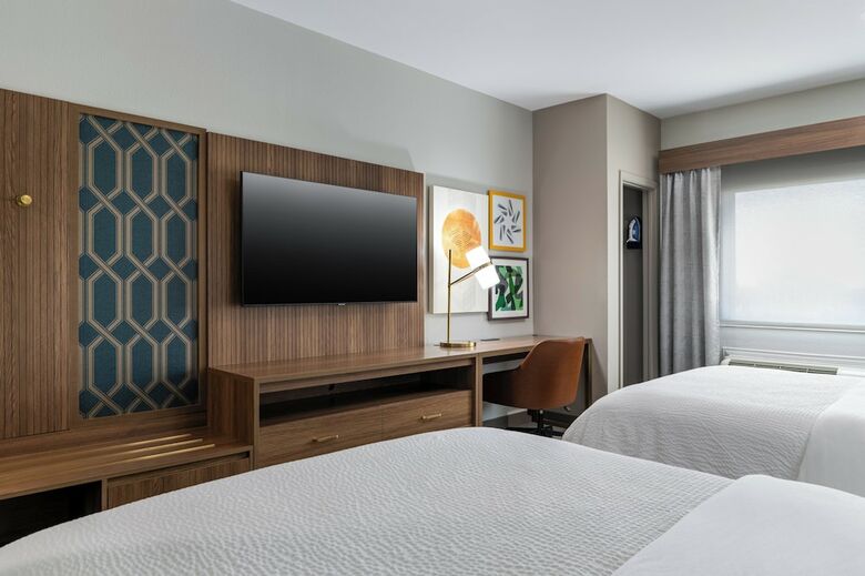 Galveston Inn & Suites Hotel