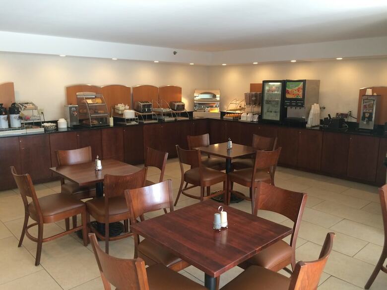 Hotel Wingate By Wyndham Atlantic City West