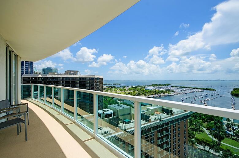 Private Residences At Hotel Arya By Sofla Vacations