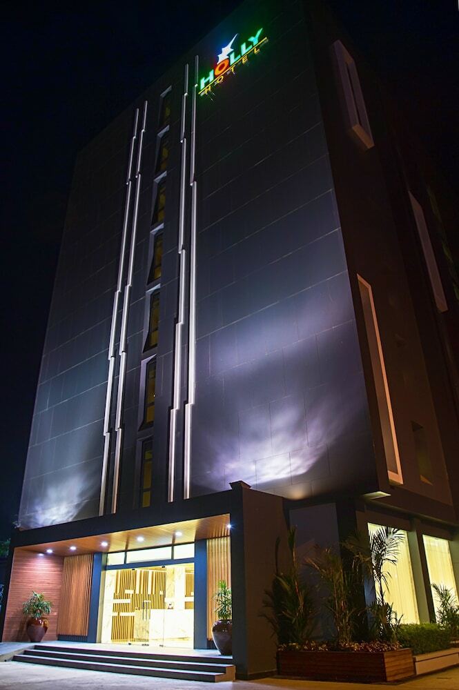Holly Hotel Myanmar
