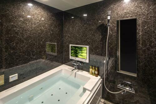 Hotel The Grandee Shinsaibashi