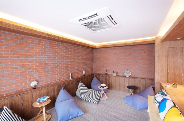 Hostal Lub D Phuket Patong