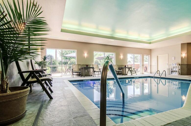 Hotel Comfort Suites Bentonville - Rogers
